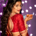 Ushasi Ray Instagram - সকলকে জানাই দীপাবলির অনেক শুভেচ্ছা 🪔✨💖♥️ 📸 @imsayandey 💄 @pritha_dutta_official 🥻 @avijitdasofficial_bengal Styling @kiara_sen111 Kolkata