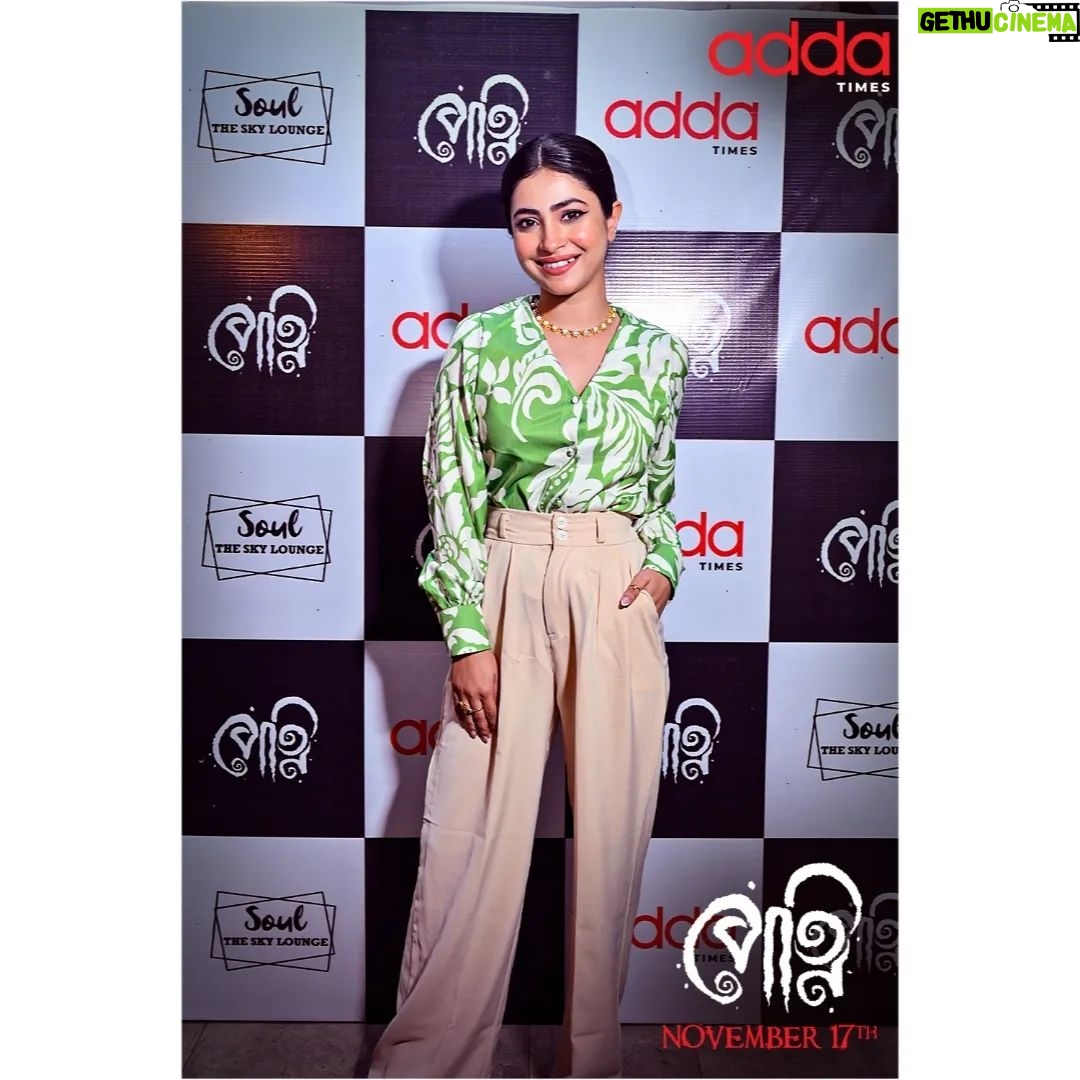 Ushasi Ray Instagram - Some glimpses from the trailer launch event of #Petni... @jasmineroyofficial @ushasi @kanchanthinksreaal @arnab29.09 @raychaudhuryanindita @subhrajit_dutta13 #AbhimanyuMukherjee @padmanabhadasgupta #Addatimes #NewSeries #AddaEkhonJomjomat #PetniOnAddatimes