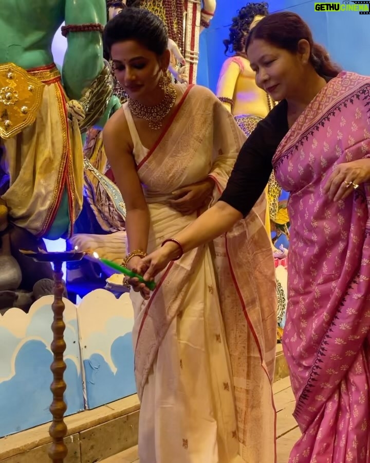 Ushasi Ray Instagram - শুভ চতুর্থী 🙏🏻 #metadurgapujasquad #durgapuja2023 Kolkata
