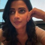 Ushasi Ray Instagram - Chotolok niye kichu kotha !