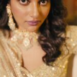 Ushasi Ray Instagram - Diwali look ✨ @svfsocial @svfmusic @sangeetbanglaofficial @chupkorr @svfstories #PujoWithSVF