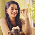 Ushasi Ray Instagram – Marshmallow & Hot chocolate story 😬 Kolkata