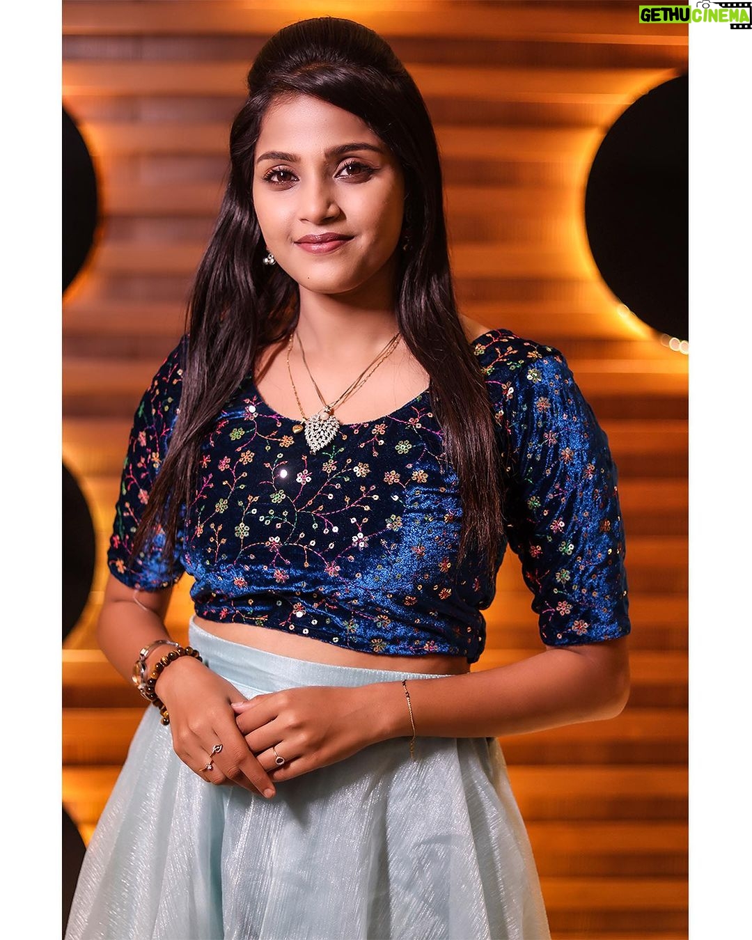 Vaishali Thaniga Instagram - 👗 @stylewithyas