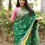 Vaishali Thaniga Instagram - Saree @flyingcolorzzz ❤️ The saree I’m wearing is a kosa silk saree with meenakari weaving border matched with brocade blouse 😊 Multiple colours available in this type saree do check out their page @flyingcolorzzz ❤️ Video courtesy @_1click_studio ❤️ #instareels #reelsinstagram #reelsvideos #trendingreels #trendingnow #trending #instavideo #saree #sareelove #traditional #transitionreels #transformation #reelitfeelit #instafashion #style #actress #blogger #instamood #dancevideo