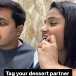 Vaishali Thaniga Instagram - Having partner with same vibe is a blessing, tag your foodie partner below 👇🏻 #instareels #reelsvideo #reelsindia #couplegoals #realcouple #couplelove #love #foodie #chocolate #lovers #happiness #crazy #vibe #weekend #weekendvibes #saturday #saturdaynight