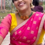 Vaishali Thaniga Instagram - Kambathu ponnu da 🔥❤️ Rowdy thamizhachi 😬🙈 Half saree designed by @mokshe_rental_destination @miya_designers Makeup 💄 #myself Hairstylist @dillu_hairstyles_786 #instareels #reelsvideos #reelsinstagram #trendingreels #trending #trendingsongs #reelitfeelit #reelit #halfsaree #traditional #love #village #feel #peace #happiness #instalove #instadaily #weekend #weekendvibes #saturday #saturdaymood #instamood #style #actress #reelkarofeelkaro