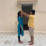 Vaishali Thaniga Instagram - Watch till the end 😒😒 ipadi pantiyae 😢😢 #instareels #reelsvideo #instadaily #couplegoals #real #couple #couplevideos #comedy #funny #blooper