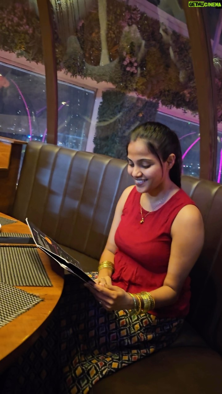 Vaishali Thaniga - 13.7K Likes - Enjoying your weekend ?? I Had lovelyyy dinner time with friends at @igloos_rooftop_restobar ❤️ loved the ambiance and food everything was good 😊👍 on weekends for a surprise date or to surprise your loved ones probably you can visit this place in chennai it’s amazing 😻 with friends and families a different experience you can have with beautiful view
Pic courtesy @mkg_8691 @quince_offl my darling ❤️
#instareels #reelsvideo #sunday #sundayvibes #foodie #foodstagram #foodbloggers #healthy #life #friends #family #instalove #foodlover #igloo #igloohotel #reelsviral #trending