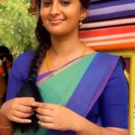 Vaishu Sundar Instagram - Saree : @lfab_creations