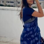 Vaishu Sundar Instagram – ❤️🙈 #favsong❤️ 

Saree : @gkc_tex