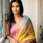 Vaishu Sundar Instagram – Saree : @ahanika_fashions 

Photography : @sathyaphotography3