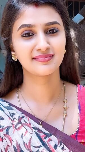 Vaishu Sundar Instagram - 😍😍😍
Saree : @lfab_creations