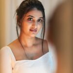 Vaishu Sundar Instagram - Being happy never goes out of style.❤️ Makeup : @kalaiartistry Photography : @dhanush__photography