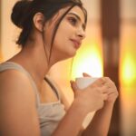 Vaishu Sundar Instagram - @vaishusundarofficial @kalaiartistry @dhanush__photography . . . . . . . . . . . . #dhanushphotography #indoor #channaiphotography #photoshoot #photooftheday #vaishusundar #western #potrait #newlook #canonindia #new #photography #trending Chennai, India