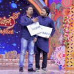 Vaishu Sundar Instagram – Hope you all enjoyed Ponni veettu Kacheri 🫶❤️☺️
@actorsabari @vaishusundarofficial @karthik_sasidharan_official @jananeprabhu_official @shiyara_sharmi @tharsika_tharshi 

My costume designed by @vika.label 

Photo : @ashok_chintala