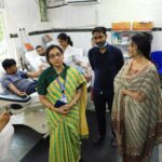 Varsha Priyadarshini Instagram - As there was urgent need of blood for the injured passengers in the Howrah to Chennai Coromandel Express train accident, team Sammanita organised a blood donation camp at Cuttack SCB Medical College and Hospital (BalasoreTrainAccident) Along with this, we lighted Diya at temple for eternal peace of departed souls who lost their lives in the mishap & offered prayers for speedy recovery of injured passengers. In such a tough time, let us all come forward to donate blood & help together for the injured.