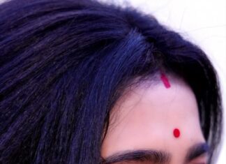 Varsha Priyadarshini Instagram - Maa bless all 🌺🙏