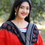Varsha Priyadarshini Instagram - Keep a smile on your face & let your personality be your autograph.