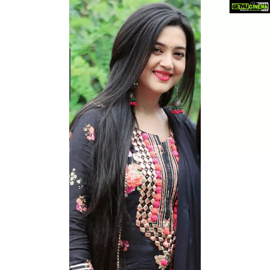 Varsha Priyadarshini Instagram - Be brave enough to heal yourself even when it hurts🙂🖤
