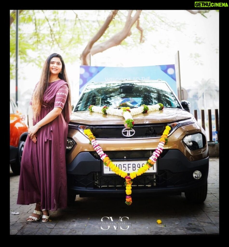 Veena Jagtap Instagram - A Smile Is Universal WELCOME ❤️❤️ New Addition to the Family,, My First Ever Car 🌹🤞 ( MADE IN INDIA 🇮🇳) Go Vocal For Local 🔥 #tatamotors #tatapunchcreativeamt 📸 @sevenvowstories ✌🏻 Pune, Maharashtra