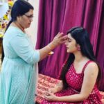 Veena Jagtap Instagram - First Post Of 2023 has to be a Family Pic ❤️ नवीन वर्षाच्या हार्दिक शुभेच्छा 2023 💕 @nirmala.jagtap11 @mishti_madhuj 💕 Ulhasnagar