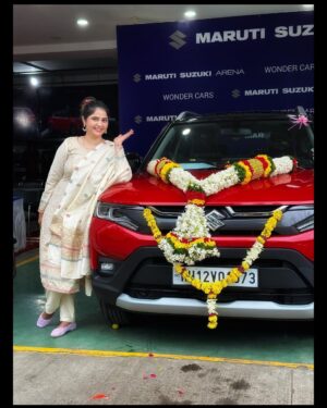 Veena Jagtap Instagram - First Follow Your Dream ,, Later Drive Your Dream💖

Congratulations Bhau & Vahini For the New Vehicle🌸🌸