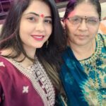 Veena Jagtap Instagram - 🪔 🌟चंद्राचा कंदील घरावरी, चांदण्यांचे तोरण दारावरी क्षितीजाचे रंग रांगोळीवरी, दिवाळीचे स्वागत घरोघरी🌟🪔 💥💥🌷दिवाळीच्या हार्दिक शुभेच्छा🌷💥💥