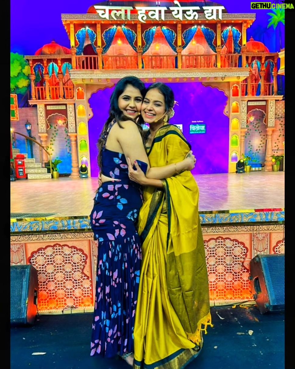 Veena Jagtap Instagram - Women With Elegance Is TIMELESS♥️ Just Love For You Titlee♥️ Keep Growing , Keep Smiling & Keep Looking At Me Just the way u did yesterday for Fake Candids🤣🤣 @titeekshaatawde 😘 Green Valley Studios