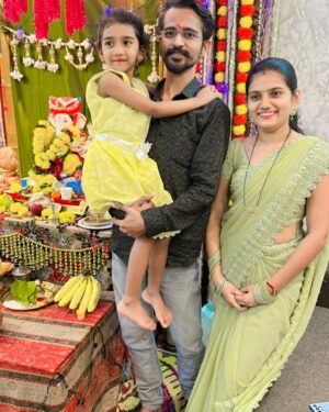 Veena Jagtap Instagram - 💖माझं आणि बाप्पाचं खूप छान नातं आहे ,
जिथे मी जास्त मागत नाही ,
आणि बाप्पा मला कधी कमी पडू देत नाही💖🙏🏻