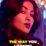 Vidya Vox Instagram – AI cannot caption Tamil 💀💀 I was playing around with AI captions and it got it all wrong 😂😂 here are the right lyrics: 
I like the way you’re lookin
I know I’m an azhagu ponne
Keep your eyes wide open 
Ennada? En peru sollu!