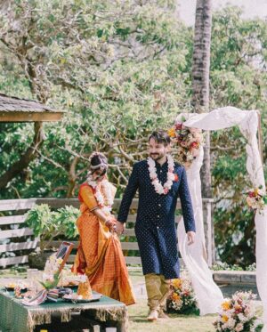 Vidya Vox Instagram - My sister @_vandanaiyer_ got married to @beckstreetsback in front of their immediate families in the sweetest ceremonies. It was so beautiful! Here are some of my fav pics from ceremony 1 🥰❤️