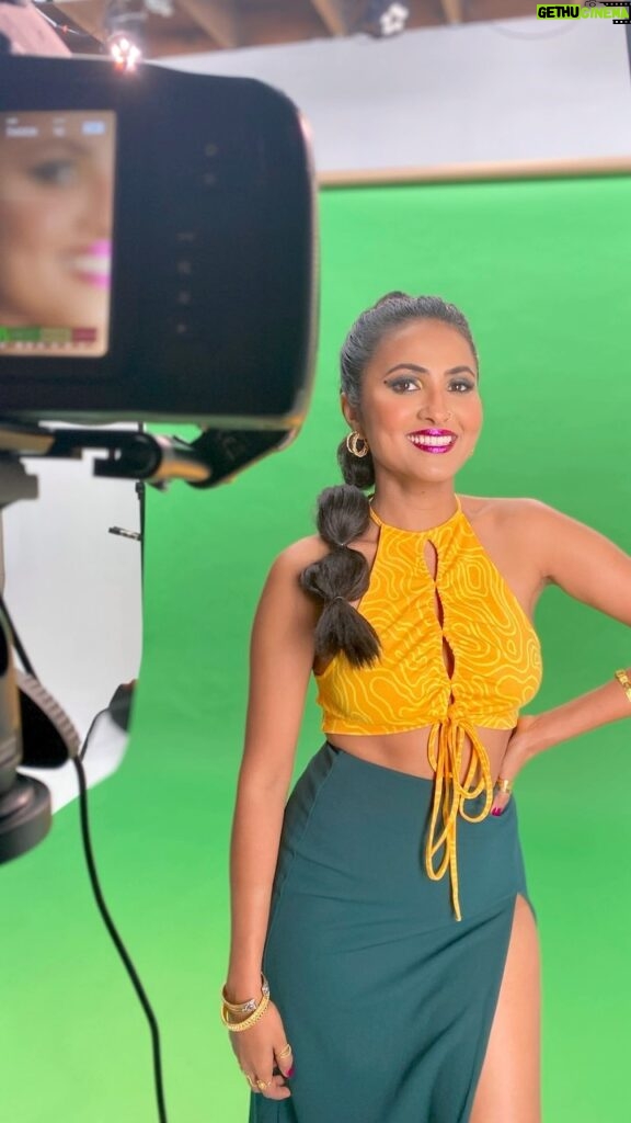 Vidya Vox Instagram - Little BTS of the Nachle shoot! The trailer is going live tomorrow! Eeek I’m so excited! @trichgraceann @all_that_wordplay #LetsNachle #DoWhatMovesYou #BacardiSessions