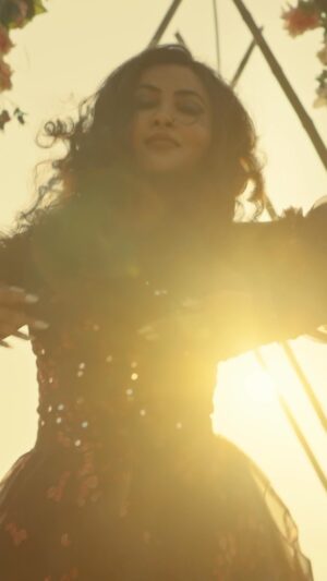 Vidya Vox Instagram - “Shubha Mangalyam” video out now YouTube! They say it takes a village and this was no different! SO many people worked on this to make it come together! I’m tagging as many people as I can, please check them out!
Song credits:
Composition: yours truly & @shankartucker 
Music Production: @shankartucker 
Lyrics: me, @shankartucker, @i_neerajpandey (Hindi), Seetha Jayraman (Malayalam)
Mridangam / percussion: @rohanrhythm 
Flute: @rasika.shekar 
Navtar: @vishnunavtar 
Video Credits:
Director: @jraj_on_air 
Crew: @homebrewfilmsindia
Line Production: @tousandprayers
Costumes: @remyaansuyasuresh 
Actors: @vishakha_dayna & Anton Timchenko
Choreography: @dancingninja.exe 
Produced by: Stark Communications