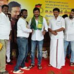 Vijay Vasanth Instagram - பாசமிகு அண்ணன், மாண்புமிகு இளைஞர் நலன் மற்றும் விளையாட்டு மேம்பாட்டு துறை அமைச்சர் திரு. உதயநிதி ஸ்டாலின் அவர்களுக்கு இனிய பிறந்தநாள் நல்வாழ்த்துக்கள். #hbdudhayanidhistalin @udhay_stalin @anbil_mahesh