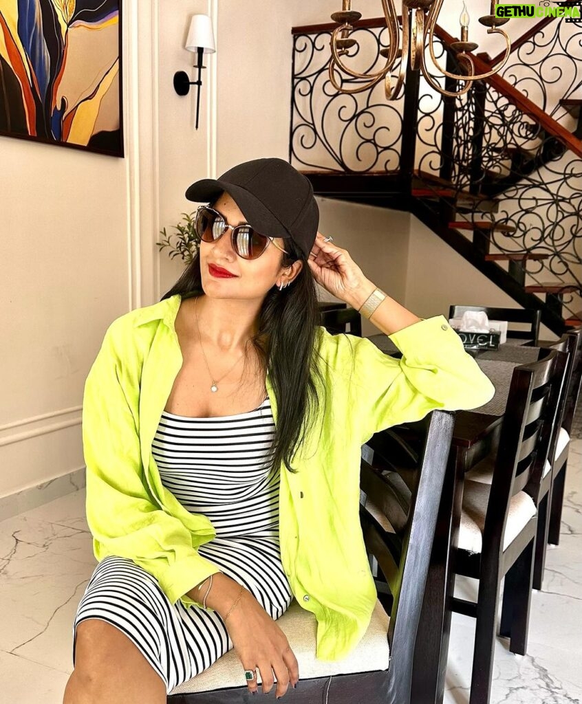 Vimala Raman Instagram - Electric dreams and Neon themes 🧩🍭 . . . #just #travel #look #neon #favourite #stripes #neonvibes #picoftheday #instagood #hills #october #new #summerlook #coorg #casual #holiday #fashion #mystyle #love #actor #actress #vimalaraman