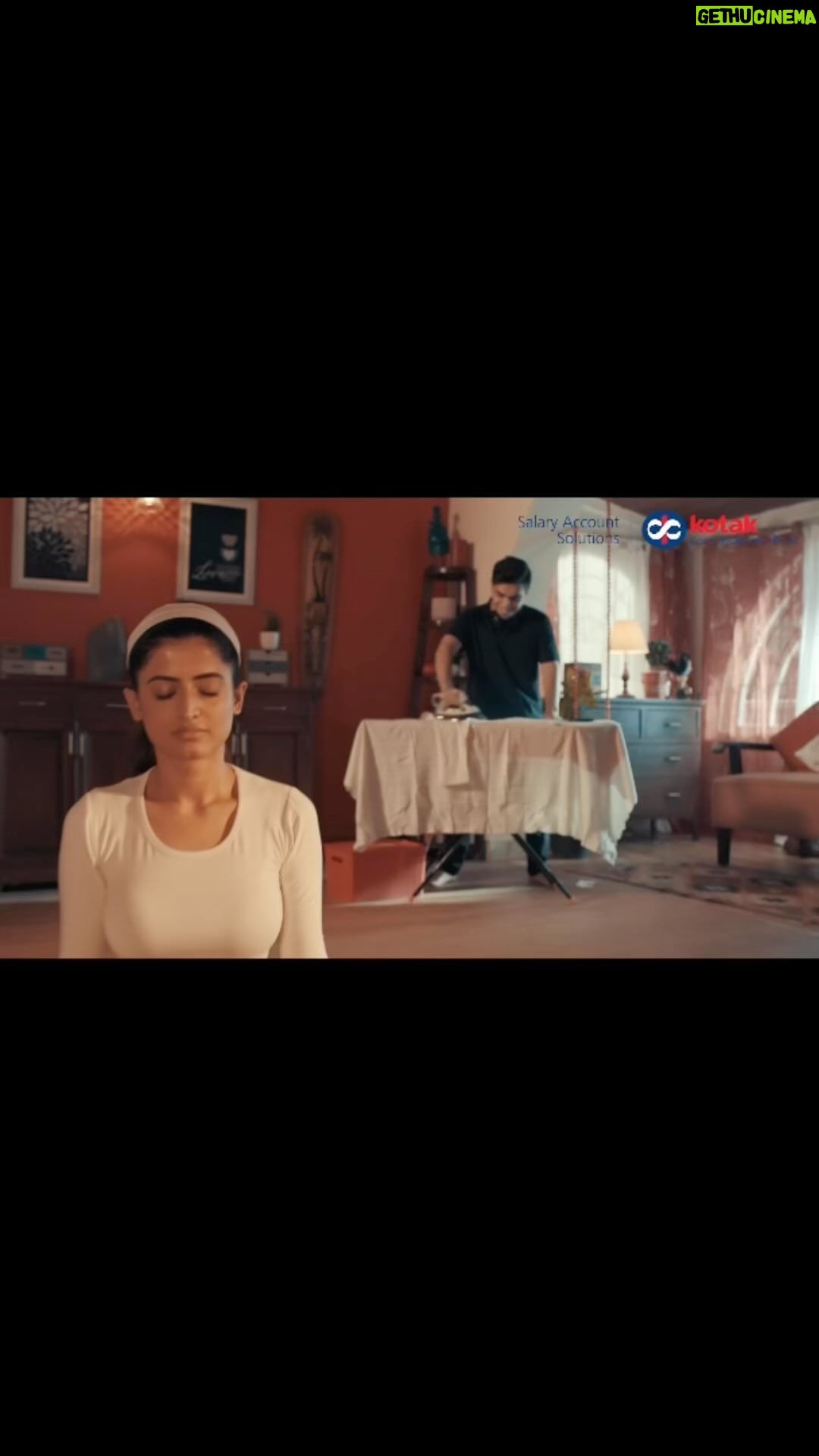 Vinali Bhatnagar Instagram - Naya kaam🧗♀️ . . . . . #work #reels #tvc #justanother #instalove #cute