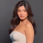 Vinali Bhatnagar Instagram - Unbothered🌊 . . . . #bts #shoot #new #instafashion #instadaily #lifestyle