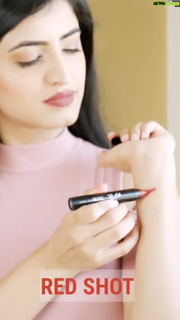 Vinali Bhatnagar Instagram - @reneeofficial Talk Matte Lip Crayons that gives you the perfect velvety finish leaving your lips moisturised and nourished. Use code VINALI10 to get 10% off on www.reneecosmetics.in Also available on Myntra, Nykaa, Amazon, Flipkart, and more #ReneeCosmetics #TalkMatte#LipCrayons #Matte #Hacks #feelitreelit #trendingreels #trends #transition #makeup