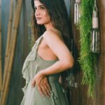 Vinali Bhatnagar Instagram – Throwback🍃