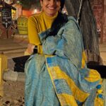 Vishakha Singh Instagram - An evening in Jaipur, Rajasthan. @chokhidhaniresortjaipur was a lovely experience ..thank you Ashish Agarwal ! Overate all the bajra, jowar rotis, home made butter, ghee, ghewar etc .. And thank you @soovos_handlooms for the gorgeous fuss free incredibly comfortable saree from your linen collection. (For me, the yellow blue combo is such a nostalgic memory of the vibrant Sridevi in Lamhe , dancing to Morni Baaga Mein , in the deserts of Rajasthan) Chokhi Dhani Resort Jaipur