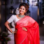 Vishnu Priya Instagram – Overjoyed 😍🥰 
.
Saree: @leela_rithuscollections ♥️ 
.
Jwellery: @emmadi_silver_jewellery ♥️ 
.
📷: @kavira_photography 🤗 
.
.
.
#happiness #joy #moments #engagement #brothersisterlove #instapic #instagood #instadaily #imstalove #instafashion #thankyou #loveyouall