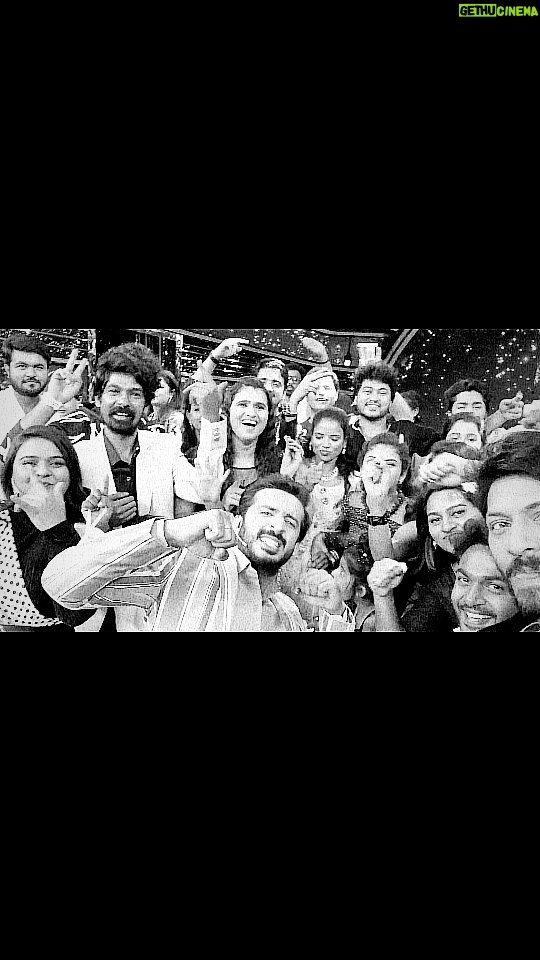 Vishnu Priya Instagram - Family Num 1 couples wishing you all...Happy Friendship Day.. May your life be filled with love, laughter, and cherished friendships. Cheers guys #friendship #happyfriendshipday #happyfriendshipday❤️ @iyengarmrudula @krishnachaitanya_karamchedu @shivanag_shivan @sri.lallitha.5 @dharanipriyamadhekar @mohit_madhekar @siddhardhvarma_official @lally_kaushal @nikunjkaushal @hriteshawasthy @priyahoney0413 @samiksha.awasthy yoursdhanraj #familynumber1 @zeetelugu @zee5telugu #zeeshow #family #celebritycouples Zee Telugu