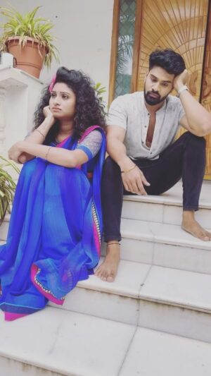 Vishnu Priya Instagram - Chichhoffffffff…! 😛 @anilchowdary._ 
.
.
.
#reels #instagram #reelsvideo #evening #trending #trendingreels#jusforfun #fun #trinayani #zeetelugu #actorslife #actors #bts #longtime #brother #sister #spreadlove #thankyouthankyouthankyou