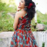 Vishnu Priya Instagram – You carry so much love in your heart..!
Give some to yourself 🤩🤗🫶🏻
.
.
.
.
.
.
.
.
#self #selflove #sunset #sidshnu #subscribe #like #share #thankyouthankyouthankyou #spreadlove #spreadpositivity #loveyouall
