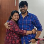 Vishnu Priya Instagram – On the occasion of Raksha Bandhan, I extend my warm wishes to these amazing Sisters, who truly make each and every Rakhi so much more special for me 🥰❣️ @plnnsc.madhurima
@vishnupriyaaofficial
@raamimeghna @bhavanareddyartist 

Many have been far apart and unpictured in these moments, but still the bond we share for each other always lasts forever. Happy Rakhi @hamsa_t @anu.yadavalli @vamseepriya #srilalitha #vaishnavi.gorti @dr_sai_sindhura_tadepally @chandana_315 @chetanatadepally

And also very blessed Raksha Bandan all the lovely sisters who see a brother in me and extend their warm love through these platforms 💗 Hyderabad