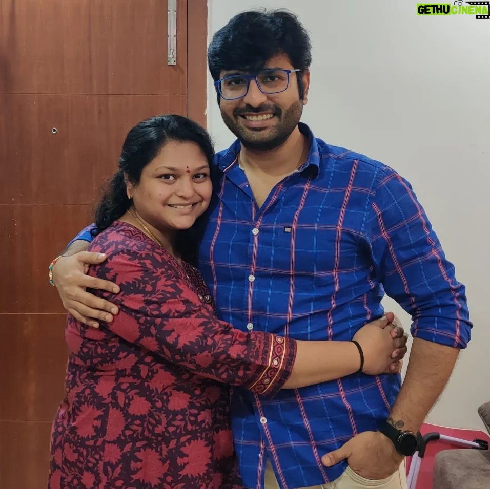 Vishnu Priya Instagram - On the occasion of Raksha Bandhan, I extend my warm wishes to these amazing Sisters, who truly make each and every Rakhi so much more special for me 🥰❣️ @plnnsc.madhurima @vishnupriyaaofficial @raamimeghna @bhavanareddyartist Many have been far apart and unpictured in these moments, but still the bond we share for each other always lasts forever. Happy Rakhi @hamsa_t @anu.yadavalli @vamseepriya #srilalitha #vaishnavi.gorti @dr_sai_sindhura_tadepally @chandana_315 @chetanatadepally And also very blessed Raksha Bandan all the lovely sisters who see a brother in me and extend their warm love through these platforms 💗 Hyderabad