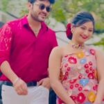 Vishnu Priya Instagram – 🫶🏻🫶🏻🫶🏻 
.
Outfits: @wardrobe.talks 🩷 
.
📷: @anthonykarthik__ 🩷 
.
Makeover by @s.bhavani_hairstyler 🩷 
.
.
#familyno1 #reality #show #couple #couplegoals #television #telugu #actorslife #blessed #zeetelugu #instareels #instadaily #reels #instagood #instagram #sidshnu #subscribe #like #share #thanks #spreadlove #spreadpositivity #thankyou