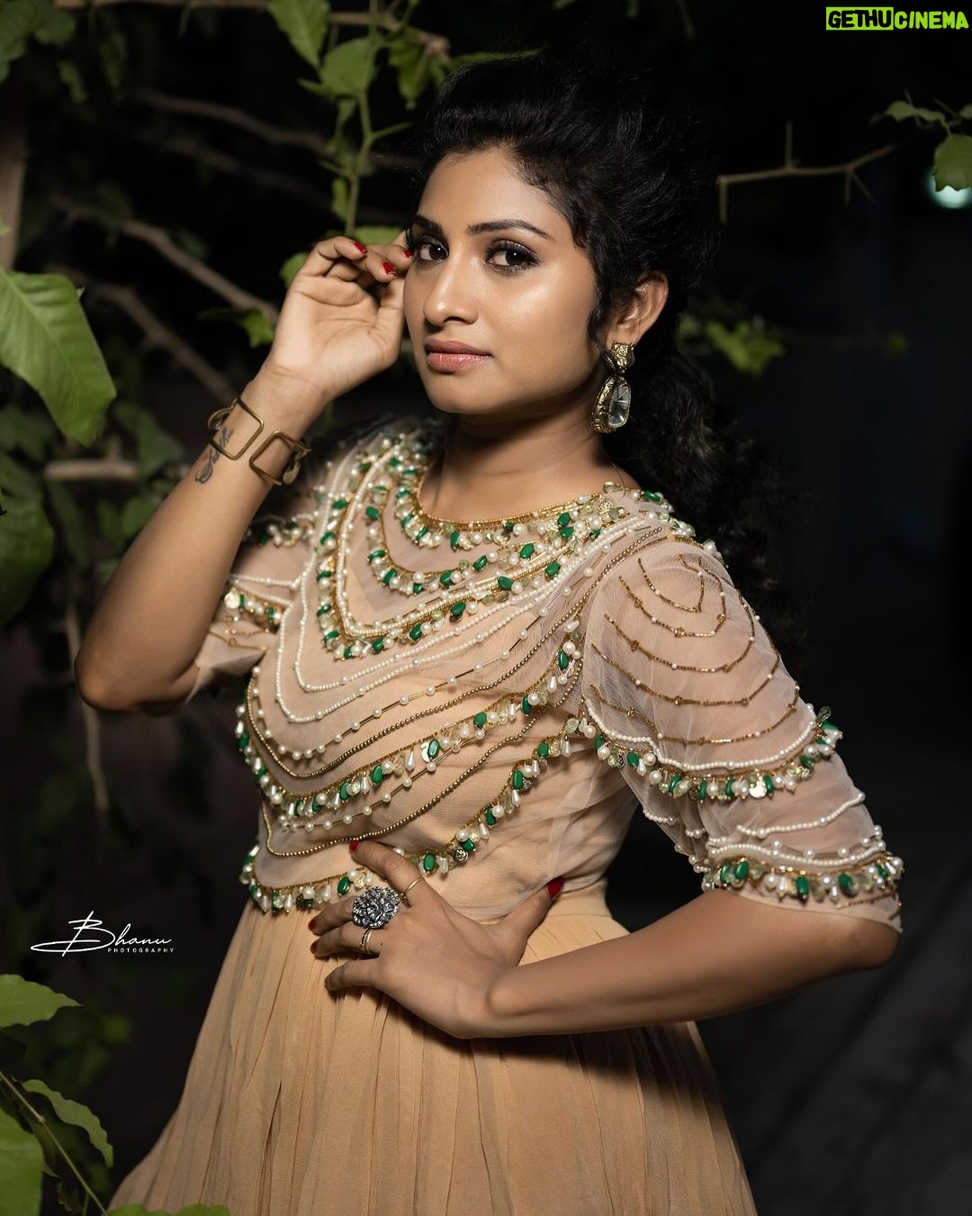 Vishnu Priya Instagram - Start each day with a little love for yourself 🌈🌟 . Outfit: @wardrobe.talks 🌟 . Hairstylist: @s.bhavani_hairstyler . 📷: @panthambhanuprasad 🌟 . . . #selflove #love #actress #blessedmom #spreadjoy #spreadpositivity #spreadlove #loveyourself #sidshnu #subscribe #like #share #comment #thankyouall