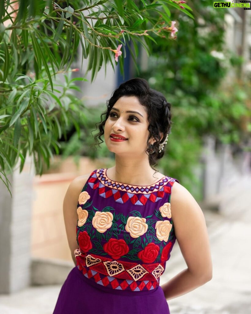 Vishnu Priya Instagram - Colors are the smiles of nature..! 💜❤️🩷💙🩵🧡💛💚🤍 . Outfit: @wardrobe.talks 💜 . 📷: @panthambhanuprasad 💜 . Hairstylist: @s.bhavani_hairstyler 💜 . #colours #purple #feelingblessed #telugu #actress #instagram #instagood #instadaily #insta #spreadlove #spreadpositivity #sidshnu #subscribe #like #share #comment #thankyou