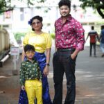 Vishnu Priya Instagram – Family no 1 👍🏻♥️ 
.
Don’t miss to watch this retro themed episode 🤩 
Every sunday at 11am 🕚 🤗 
.
Retro family combo costumes from my most favourite : @wardrobe.talks ♥️ 
.
📷: @paulino_pictures ♥️ 
.
Hairstylist: @s.bhavani_hairstyler ♥️
.
.
.
#retro #oldisgold #attire #outfits #kids #love #family #blessed #blessings #zeetelugu #reality #realityshow #fun #entertainment #magic #support #audience #instagram #instagood #instalove #instalike #sidshnu #subscribe #like #share #comment #thankyou #keepsupporting #loveyouall